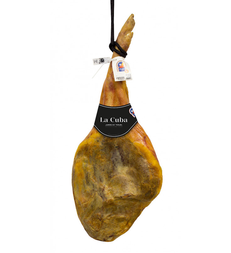 Jamón de Teruel D.O.P. de La Cuba destaca por su sabor único y su curación artesanal.